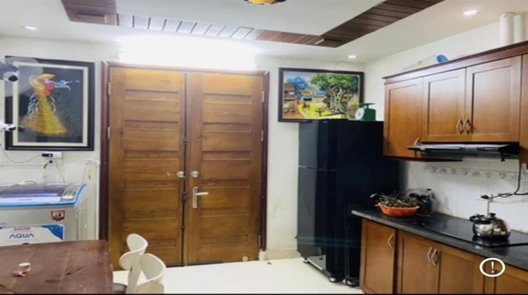 Cho thuê nhà ngõ Bạch Đằng- Hoàn Kiếm DT 20m2, 3 tầng, 2 ngủ - Giá 7 Triệu